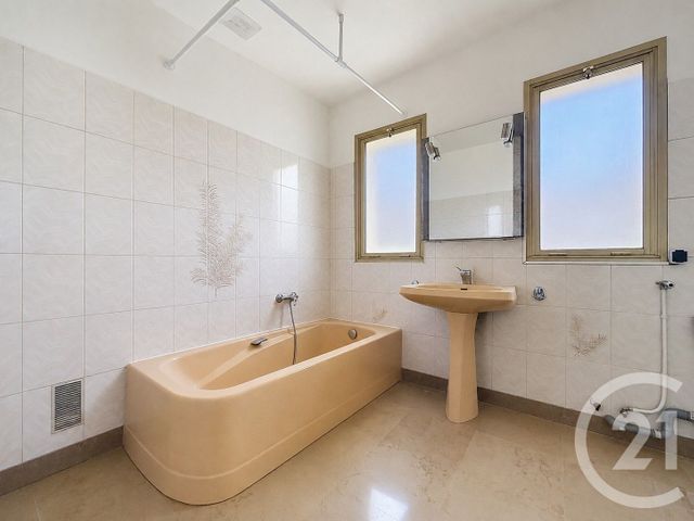 Maison &agrave; vendre - 4 pi&egrave;ces - 133,10 m2 - Antibes - 06 - PROVENCE-ALPES-COTE-D-AZUR