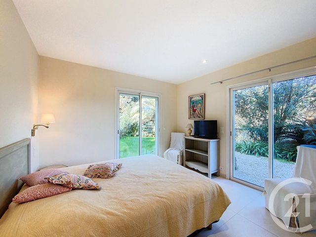 Maison à vendre - 9 pièces - 294,94 m2 - Antibes - 06 - PROVENCE-ALPES-COTE-D-AZUR