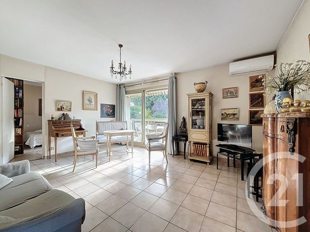 Appartement F3 &agrave; vendre - 3 pi&egrave;ces - 57,66 m2 - Antibes - 06 - PROVENCE-ALPES-COTE-D-AZUR