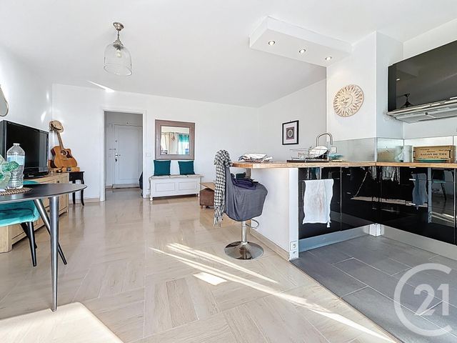 Appartement F1 &agrave; vendre - 1 pi&egrave;ce - 35 m2 - Juan Les Pins - 06 - PROVENCE-ALPES-COTE-D-AZUR