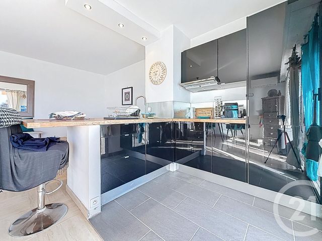 Appartement F1 &agrave; vendre - 1 pi&egrave;ce - 35 m2 - Juan Les Pins - 06 - PROVENCE-ALPES-COTE-D-AZUR