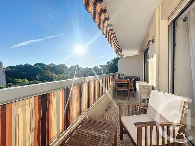 Appartement F4 à vendre - 4 pièces - 72,60 m2 - Antibes - 06 - PROVENCE-ALPES-COTE-D-AZUR