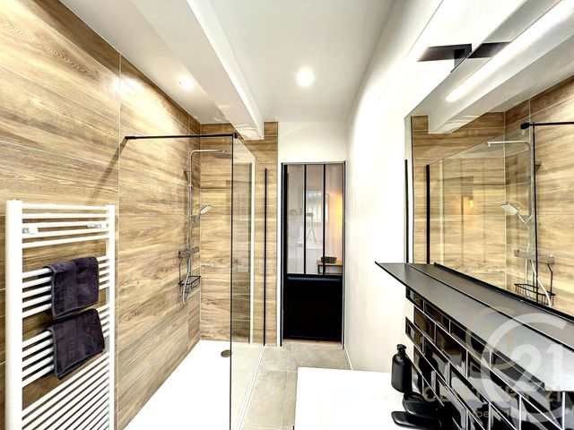 Appartement F1 à louer - 1 pièce - 27,36 m2 - Antibes - 06 - PROVENCE-ALPES-COTE-D-AZUR