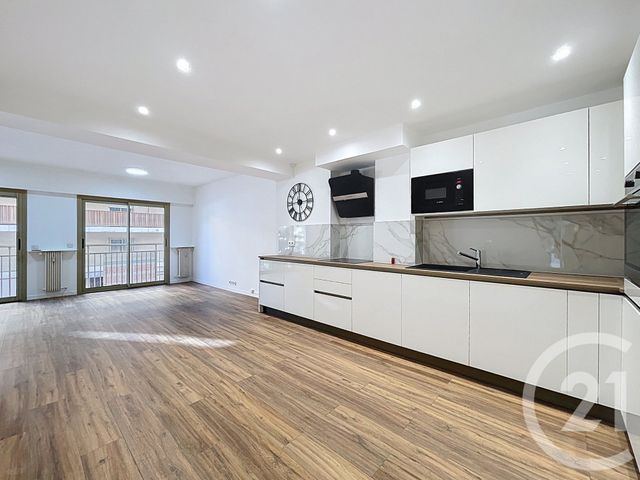 Appartement F4 à vendre - 4 pièces - 97,75 m2 - Antibes - 06 - PROVENCE-ALPES-COTE-D-AZUR