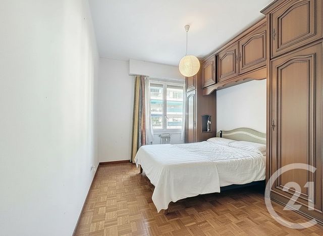 Appartement F3 &agrave; vendre - 3 pi&egrave;ces - 60,05 m2 - Antibes - 06 - PROVENCE-ALPES-COTE-D-AZUR