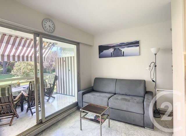 Appartement Studio &agrave; louer - 1 pi&egrave;ce - 19,57 m2 - Antibes - 06 - PROVENCE-ALPES-COTE-D-AZUR