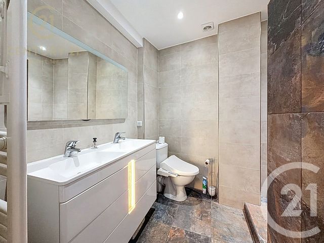 Appartement F4 &agrave; vendre - 4 pi&egrave;ces - 81,10 m2 - Antibes - 06 - PROVENCE-ALPES-COTE-D-AZUR