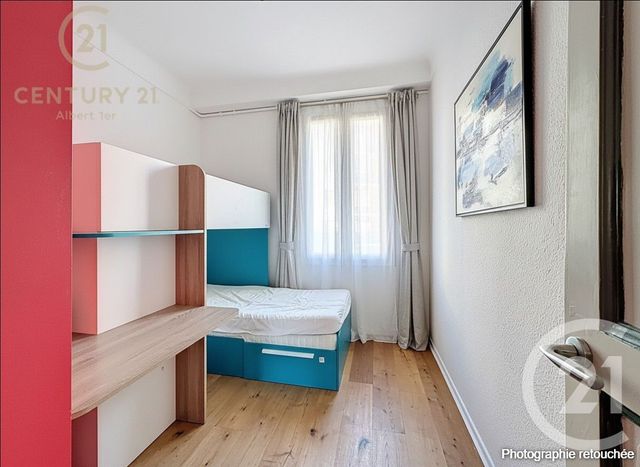 Appartement F4 &agrave; vendre - 4 pi&egrave;ces - 81,10 m2 - Antibes - 06 - PROVENCE-ALPES-COTE-D-AZUR