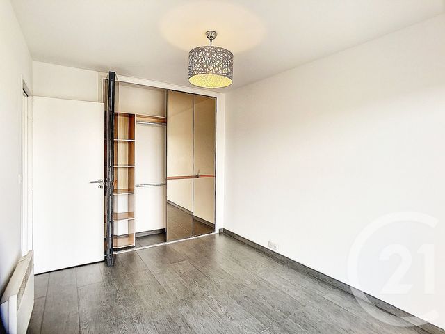 Appartement F2 &agrave; louer - 2 pi&egrave;ces - 45,01 m2 - Antibes - 06 - PROVENCE-ALPES-COTE-D-AZUR