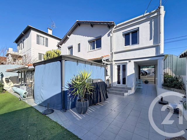 Maison &agrave; vendre - 5 pi&egrave;ces - 122,30 m2 - Antibes - 06 - PROVENCE-ALPES-COTE-D-AZUR