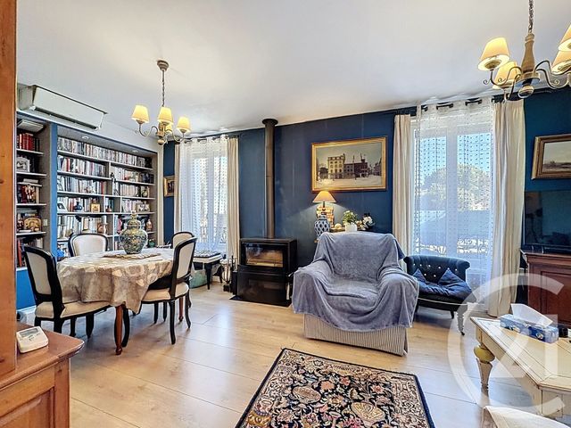 Maison &agrave; vendre - 5 pi&egrave;ces - 122,30 m2 - Antibes - 06 - PROVENCE-ALPES-COTE-D-AZUR