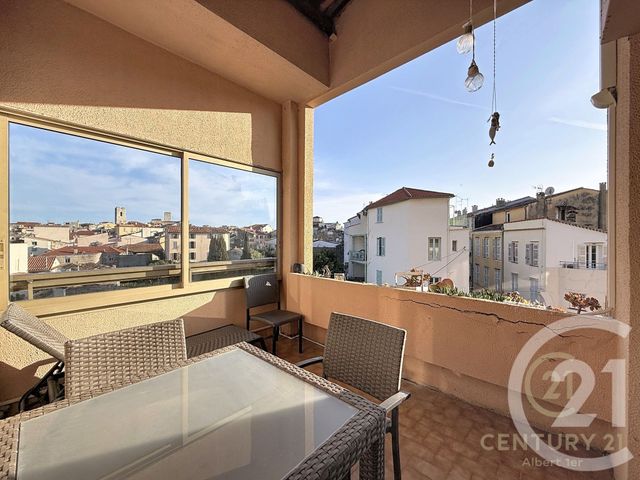 Appartement F3 &agrave; louer - 3 pi&egrave;ces - 79,03 m2 - Antibes - 06 - PROVENCE-ALPES-COTE-D-AZUR