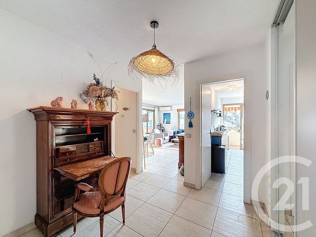 Appartement F3 &agrave; louer - 3 pi&egrave;ces - 79,03 m2 - Antibes - 06 - PROVENCE-ALPES-COTE-D-AZUR