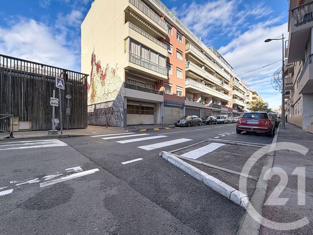 Parking &agrave; vendre - 12,20 m2 - Le Golfe Juan - 06 - PROVENCE-ALPES-COTE-D-AZUR