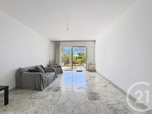 Appartement T3 &agrave; vendre - 3 pi&egrave;ces - 79,41 m2 - Antibes - 06 - PROVENCE-ALPES-COTE-D-AZUR