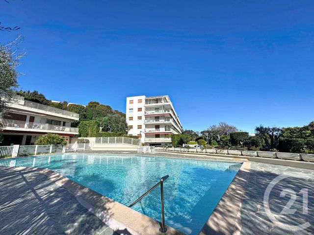 Appartement T3 &agrave; vendre - 3 pi&egrave;ces - 79,41 m2 - Antibes - 06 - PROVENCE-ALPES-COTE-D-AZUR