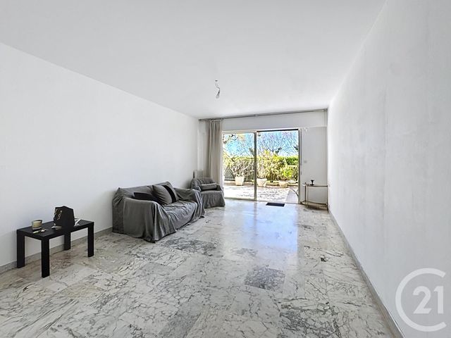 Appartement T3 &agrave; vendre - 3 pi&egrave;ces - 79,41 m2 - Antibes - 06 - PROVENCE-ALPES-COTE-D-AZUR