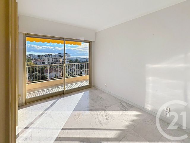 Appartement F3 &agrave; vendre - 3 pi&egrave;ces - 85,30 m2 - Antibes - 06 - PROVENCE-ALPES-COTE-D-AZUR