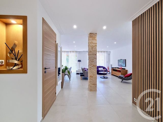 Appartement F4 &agrave; vendre - 4 pi&egrave;ces - 103 m2 - Antibes - 06 - PROVENCE-ALPES-COTE-D-AZUR