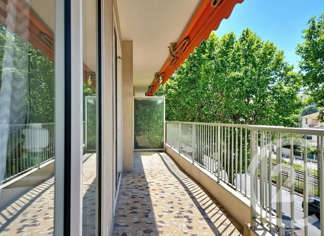 Appartement F4 &agrave; vendre - 4 pi&egrave;ces - 103 m2 - Antibes - 06 - PROVENCE-ALPES-COTE-D-AZUR