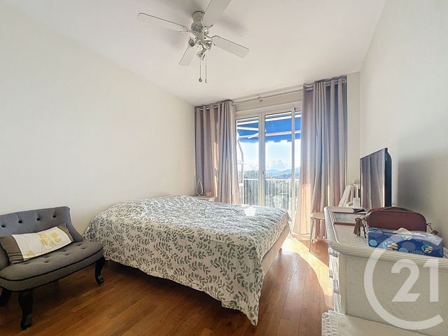 Appartement F4 &agrave; vendre - 4 pi&egrave;ces - 82,16 m2 - Antibes - 06 - PROVENCE-ALPES-COTE-D-AZUR