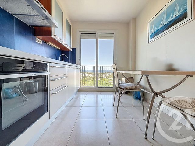 Appartement F4 &agrave; vendre - 4 pi&egrave;ces - 82,16 m2 - Antibes - 06 - PROVENCE-ALPES-COTE-D-AZUR