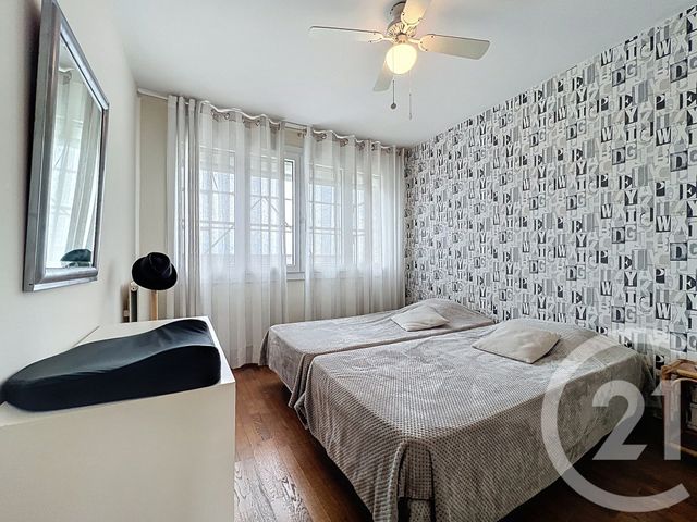 Appartement F4 &agrave; vendre - 4 pi&egrave;ces - 82,16 m2 - Antibes - 06 - PROVENCE-ALPES-COTE-D-AZUR