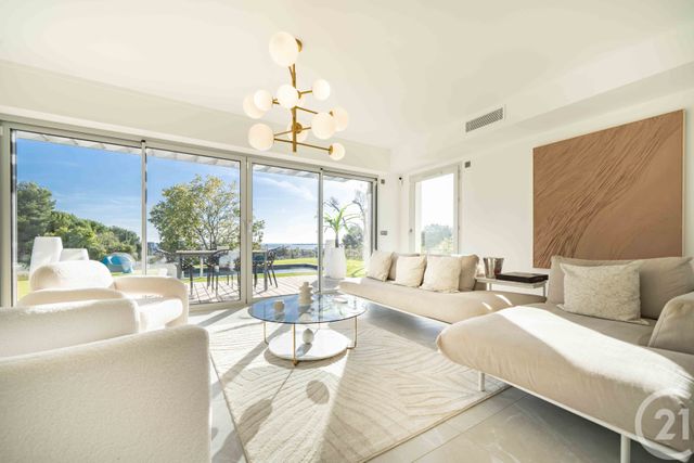 Maison &agrave; vendre - 5 pi&egrave;ces - 144,24 m2 - Antibes - 06 - PROVENCE-ALPES-COTE-D-AZUR