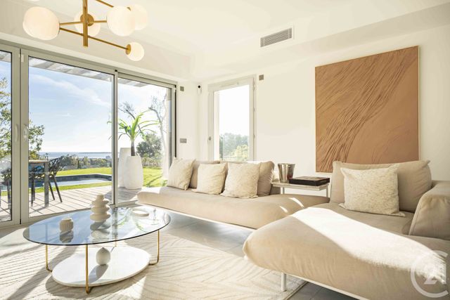 Maison &agrave; vendre - 5 pi&egrave;ces - 144,24 m2 - Antibes - 06 - PROVENCE-ALPES-COTE-D-AZUR