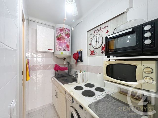 Appartement F1 &agrave; louer - 1 pi&egrave;ce - 23,06 m2 - Juan Les Pins - 06 - PROVENCE-ALPES-COTE-D-AZUR