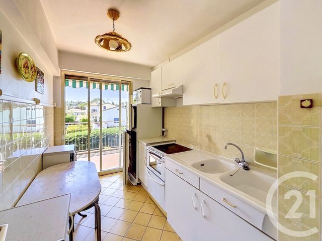 Appartement F2 &agrave; vendre - 2 pi&egrave;ces - 47,67 m2 - Antibes - 06 - PROVENCE-ALPES-COTE-D-AZUR