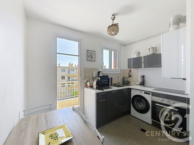 Appartement &agrave; louer - 2 pi&egrave;ces - 49,33 m2 - Juan Les Pins - 06 - PROVENCE-ALPES-COTE-D-AZUR