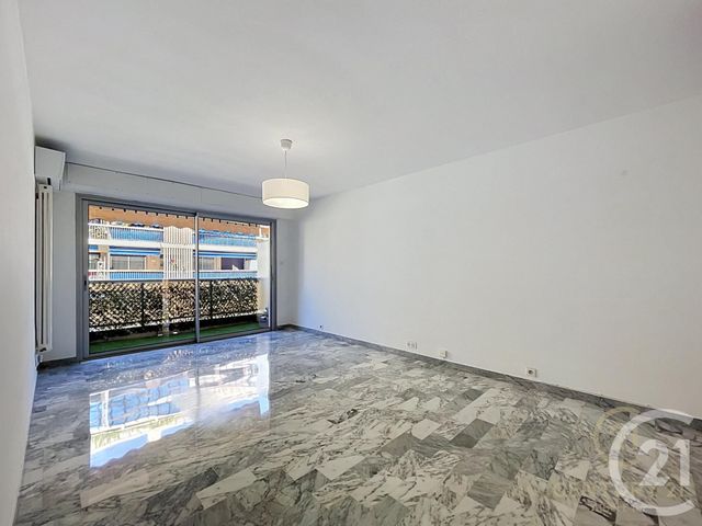 Appartement F3 &agrave; vendre - 3 pi&egrave;ces - 75,02 m2 - Antibes - 06 - PROVENCE-ALPES-COTE-D-AZUR