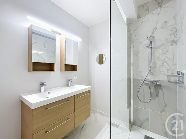 Appartement F3 &agrave; vendre - 3 pi&egrave;ces - 75,02 m2 - Antibes - 06 - PROVENCE-ALPES-COTE-D-AZUR