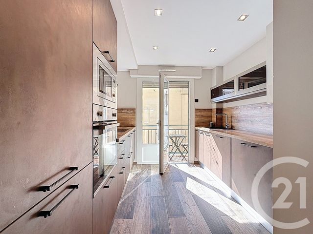 Appartement F4 &agrave; vendre - 4 pi&egrave;ces - 66,86 m2 - Antibes - 06 - PROVENCE-ALPES-COTE-D-AZUR