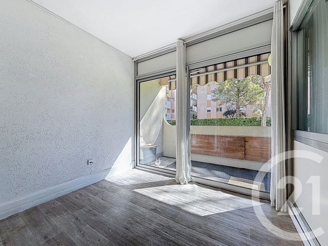 Appartement F2 &agrave; vendre - 2 pi&egrave;ces - 50,47 m2 - Antibes - 06 - PROVENCE-ALPES-COTE-D-AZUR