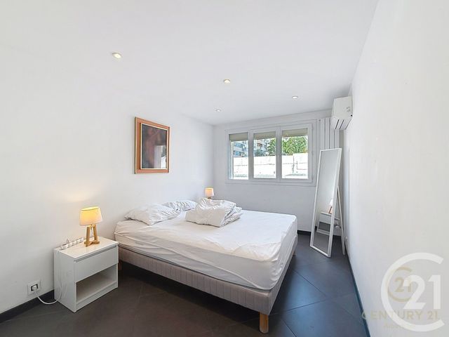 Appartement F3 &agrave; louer - 3 pi&egrave;ces - 55,44 m2 - Antibes - 06 - PROVENCE-ALPES-COTE-D-AZUR