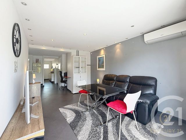 Appartement F3 &agrave; louer - 3 pi&egrave;ces - 55,44 m2 - Antibes - 06 - PROVENCE-ALPES-COTE-D-AZUR