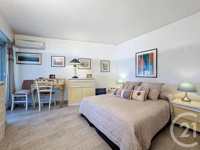 Appartement F3 &agrave; vendre - 3 pi&egrave;ces - 102,09 m2 - Antibes - 06 - PROVENCE-ALPES-COTE-D-AZUR
