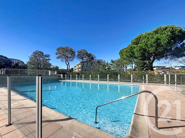 Appartement F3 &agrave; vendre - 3 pi&egrave;ces - 66,70 m2 - Antibes - 06 - PROVENCE-ALPES-COTE-D-AZUR