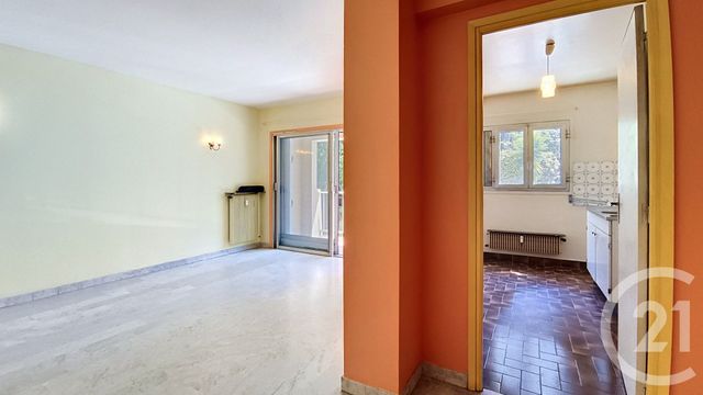 Appartement F2 &agrave; vendre - 2 pi&egrave;ces - 41,01 m2 - Antibes - 06 - PROVENCE-ALPES-COTE-D-AZUR