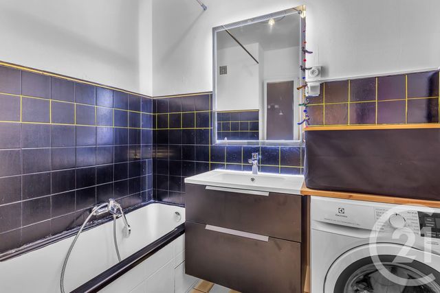 Appartement F3 &agrave; vendre - 3 pi&egrave;ces - 60,55 m2 - Antibes - 06 - PROVENCE-ALPES-COTE-D-AZUR