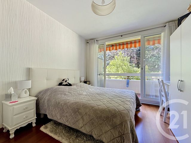 Appartement F3 &agrave; vendre - 3 pi&egrave;ces - 70 m2 - Antibes - 06 - PROVENCE-ALPES-COTE-D-AZUR