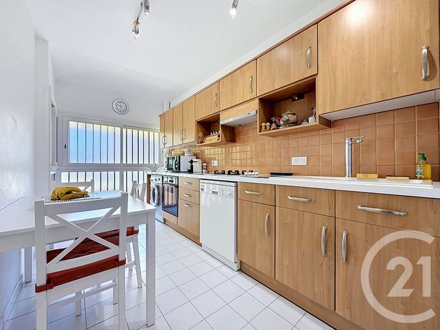Appartement F3 &agrave; vendre - 3 pi&egrave;ces - 70 m2 - Antibes - 06 - PROVENCE-ALPES-COTE-D-AZUR
