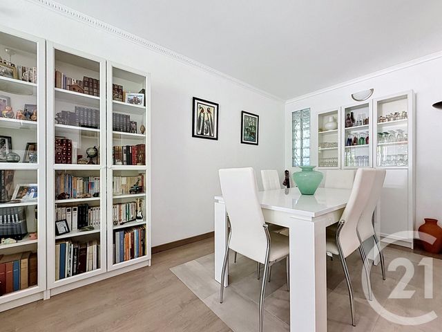 Appartement F3 &agrave; vendre - 3 pi&egrave;ces - 70 m2 - Antibes - 06 - PROVENCE-ALPES-COTE-D-AZUR