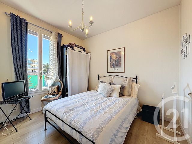 Maison &agrave; vendre - 5 pi&egrave;ces - 122,30 m2 - Antibes - 06 - PROVENCE-ALPES-COTE-D-AZUR