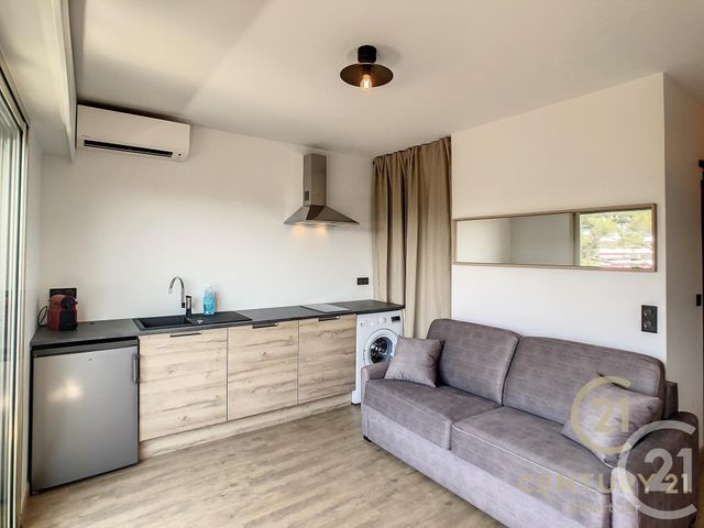Appartement F1 &agrave; louer - 1 pi&egrave;ce - 16,56 m2 - Antibes - 06 - PROVENCE-ALPES-COTE-D-AZUR