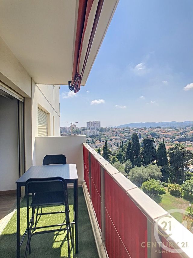 Appartement F1 &agrave; louer - 1 pi&egrave;ce - 16,56 m2 - Antibes - 06 - PROVENCE-ALPES-COTE-D-AZUR