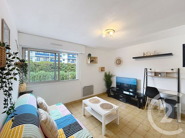 Appartement Studio &agrave; louer - 1 pi&egrave;ce - 20,27 m2 - Antibes - 06 - PROVENCE-ALPES-COTE-D-AZUR