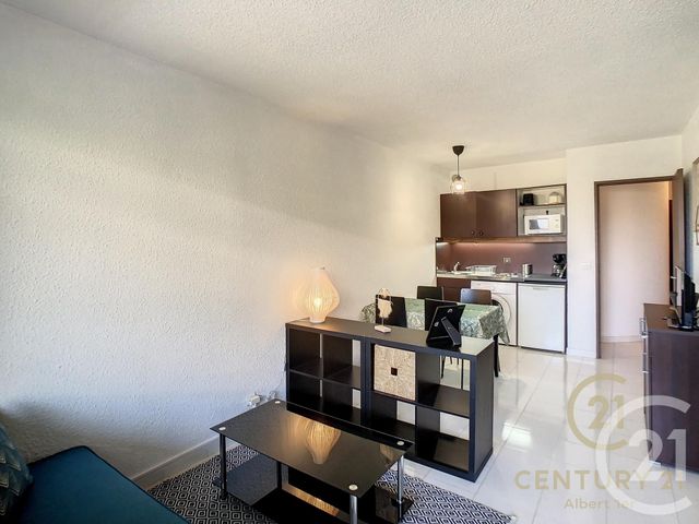 Appartement &agrave; louer - 2 pi&egrave;ces - 33,56 m2 - Juan Les Pins - 06 - PROVENCE-ALPES-COTE-D-AZUR